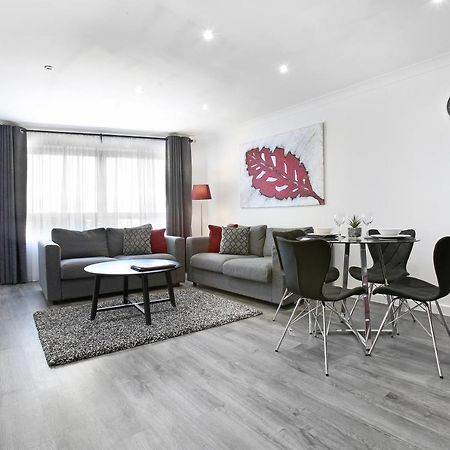 Vkm Apartments Glasgow Luaran gambar