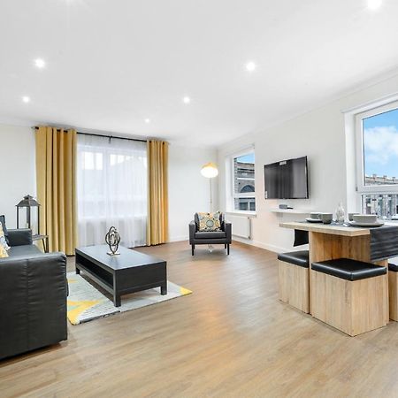 Vkm Apartments Glasgow Luaran gambar