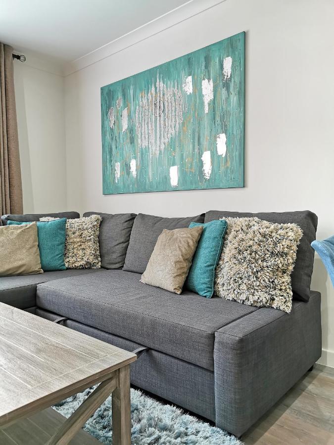 Vkm Apartments Glasgow Luaran gambar