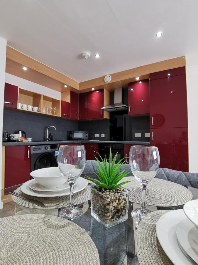 Vkm Apartments Glasgow Luaran gambar