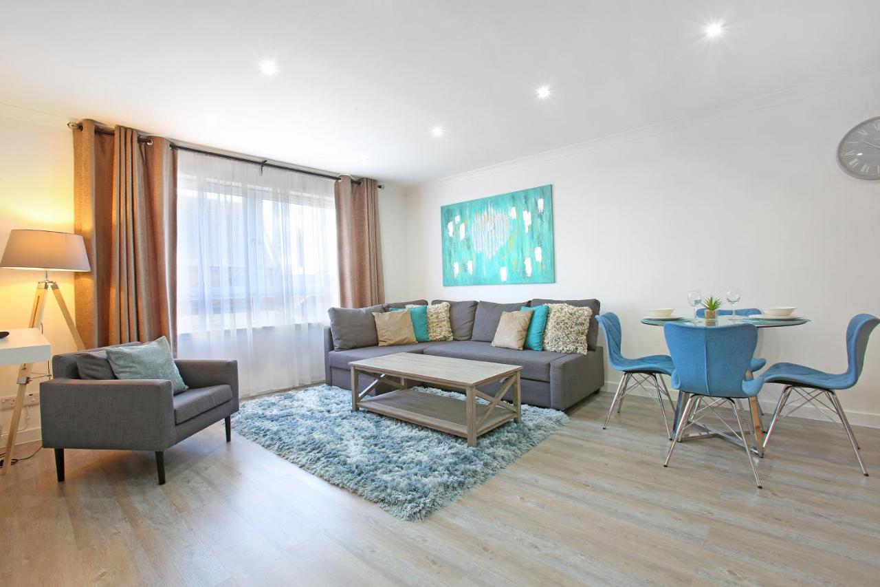 Vkm Apartments Glasgow Luaran gambar