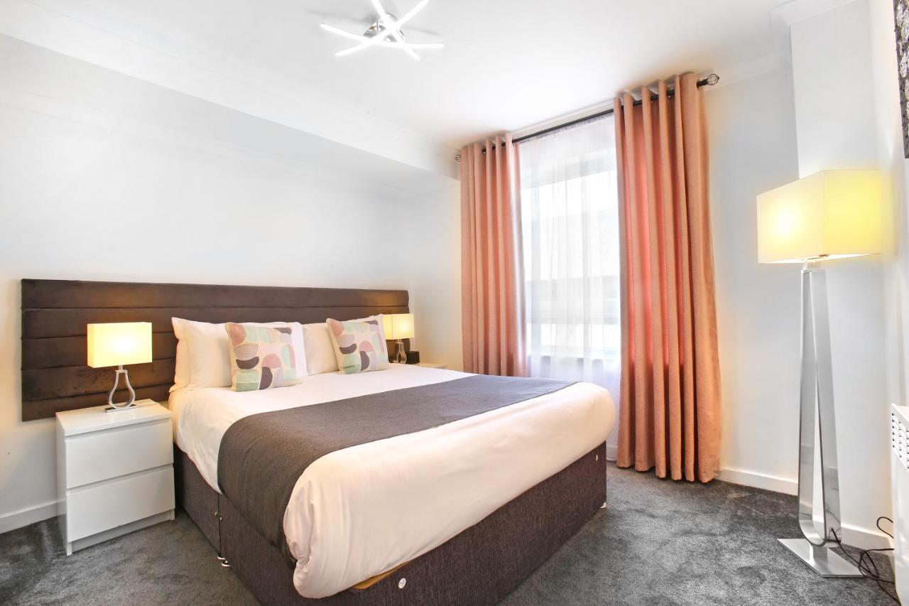 Vkm Apartments Glasgow Luaran gambar