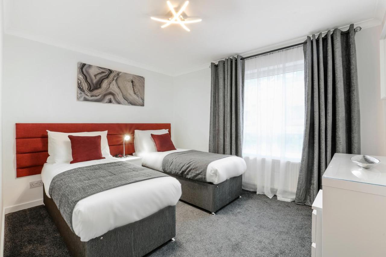 Vkm Apartments Glasgow Luaran gambar