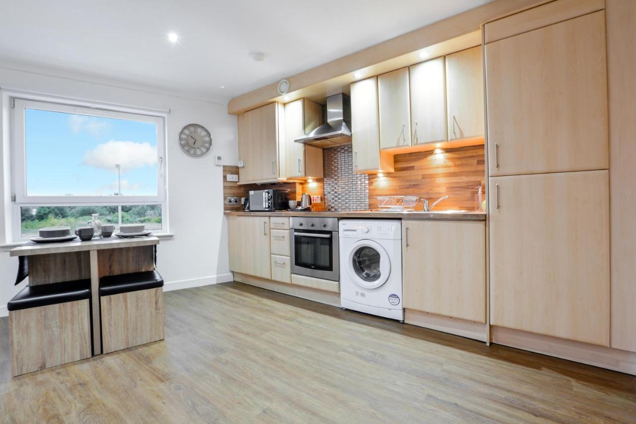 Vkm Apartments Glasgow Luaran gambar