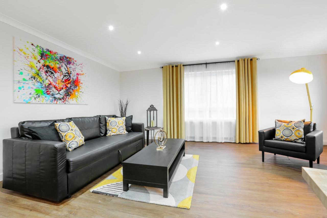 Vkm Apartments Glasgow Luaran gambar